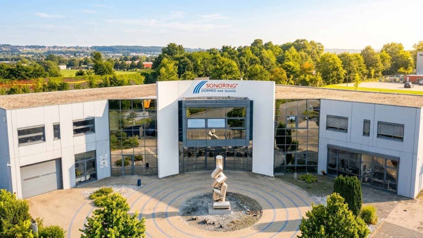 SONORING DORMED Firmenzentrale