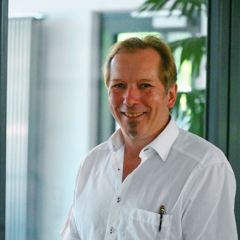 Marc Niewitz, Medical Service Support